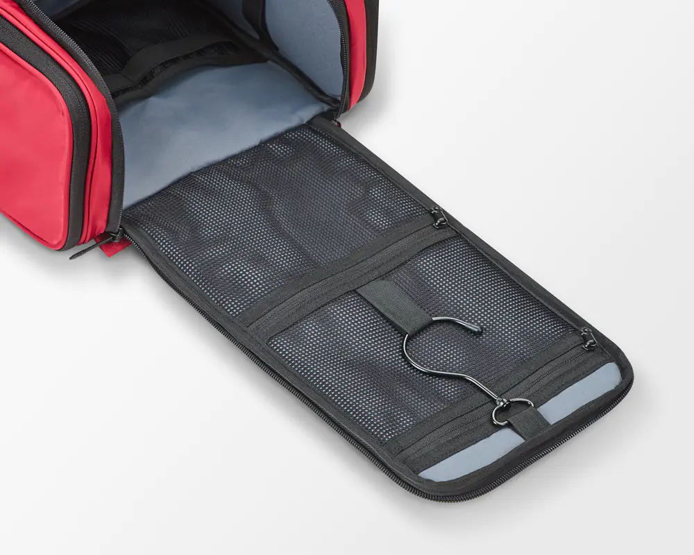 Travel Sentry Hanging toiletry bag