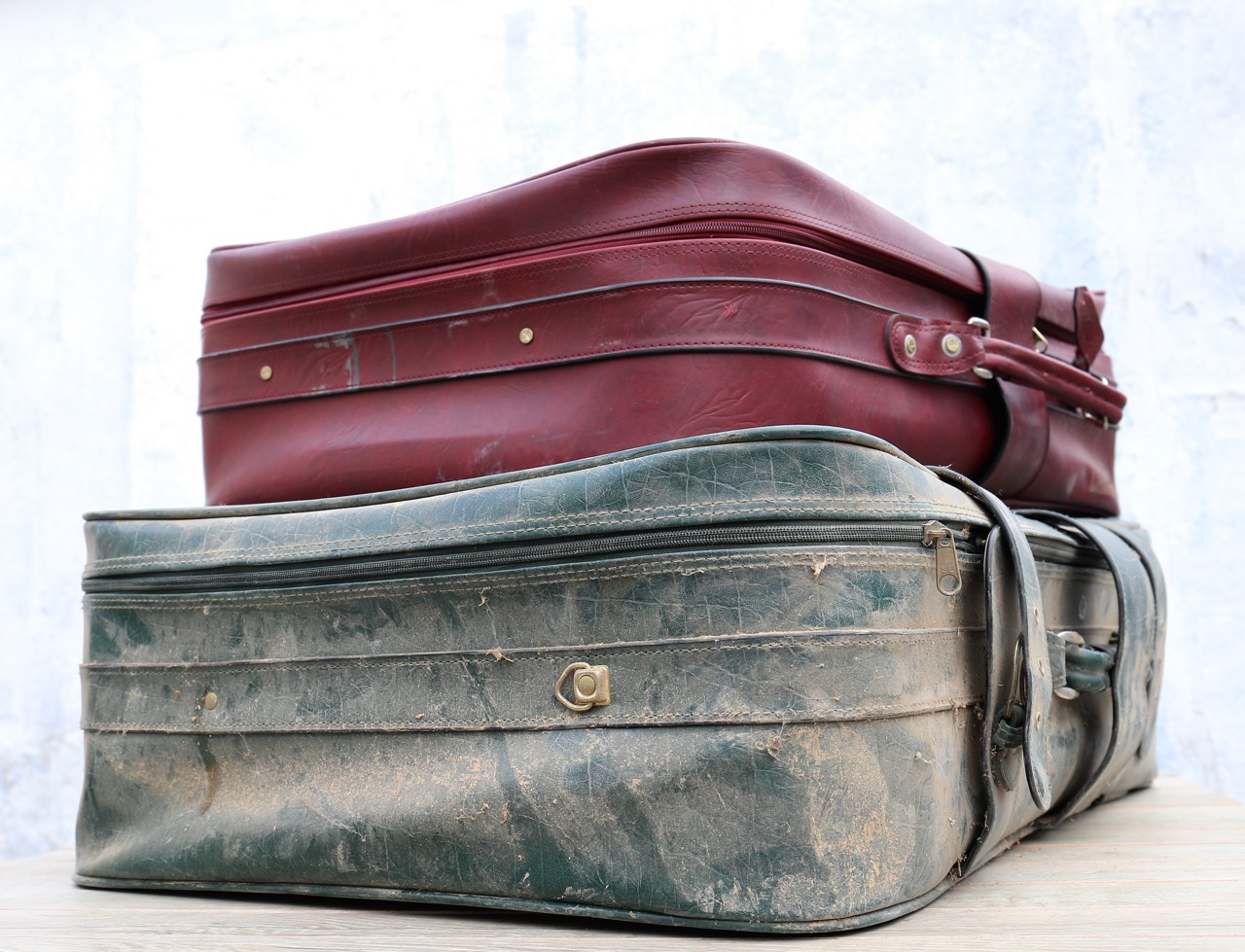 what to do with an old suitcase