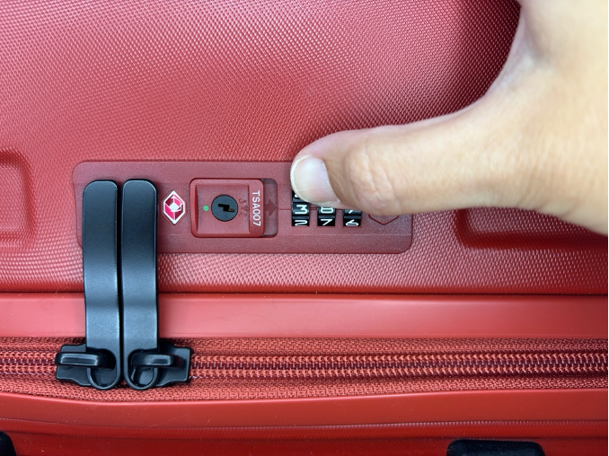 Travel Sentry | What Do TSA Scanners See? How Airport Security Scanners Work