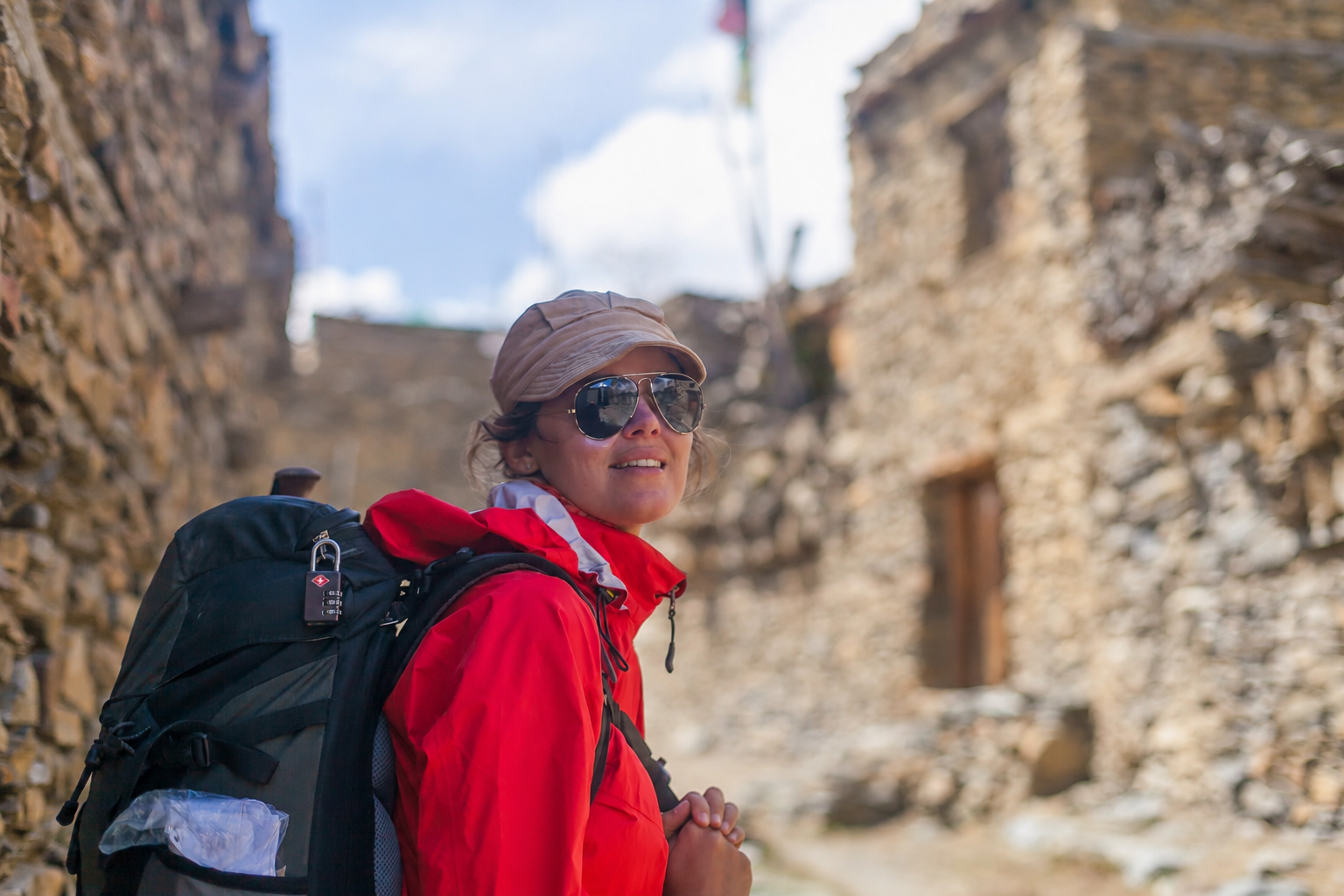 Travel Sentry | Flying Solo: A solo traveller’s guide to securing your stuff 